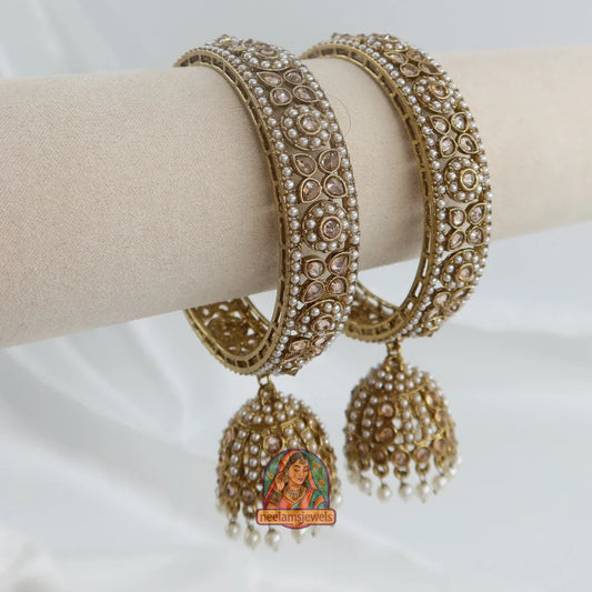 Gurpreet Jhumka Bangles