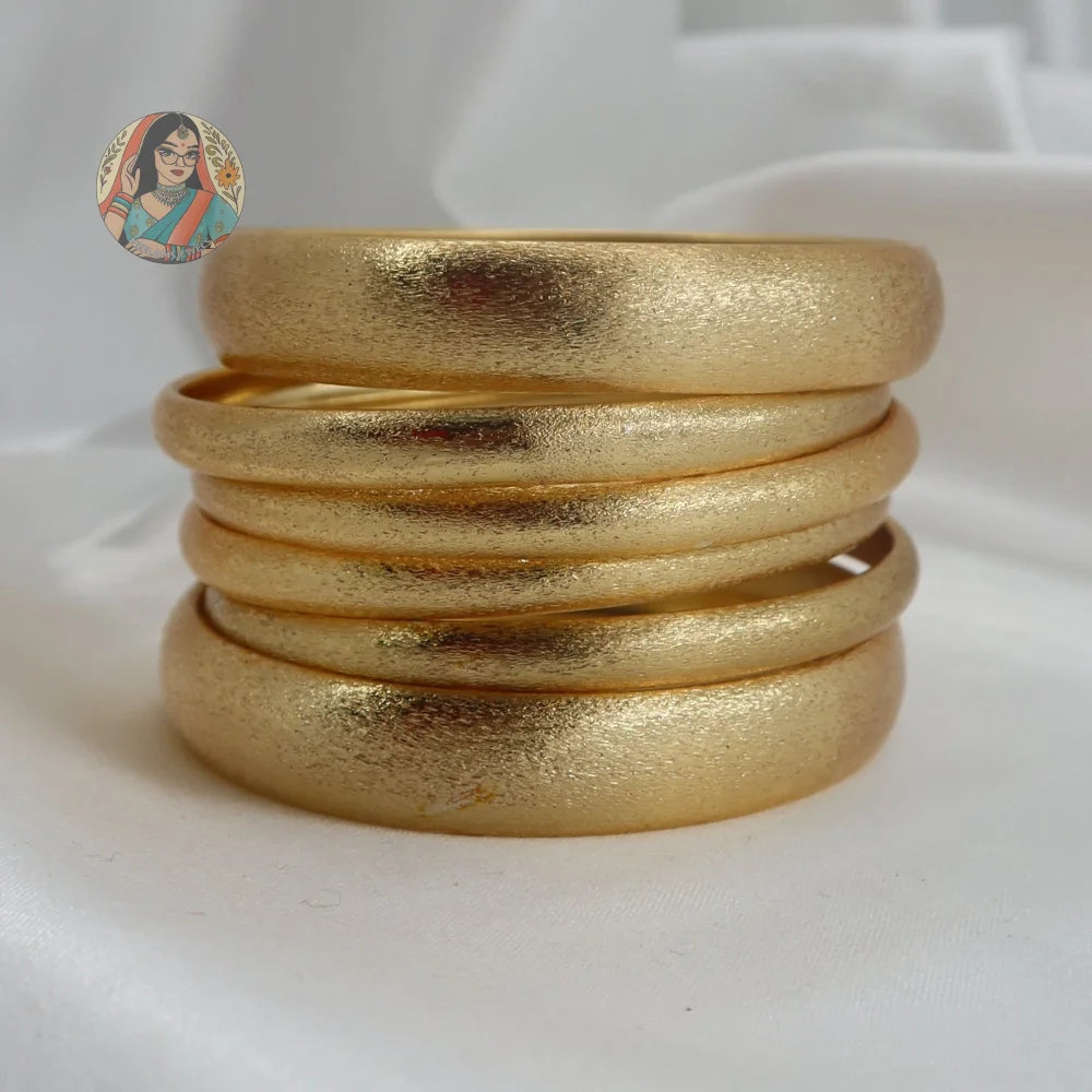 Jessica Matte Bangle Stack (Gold)