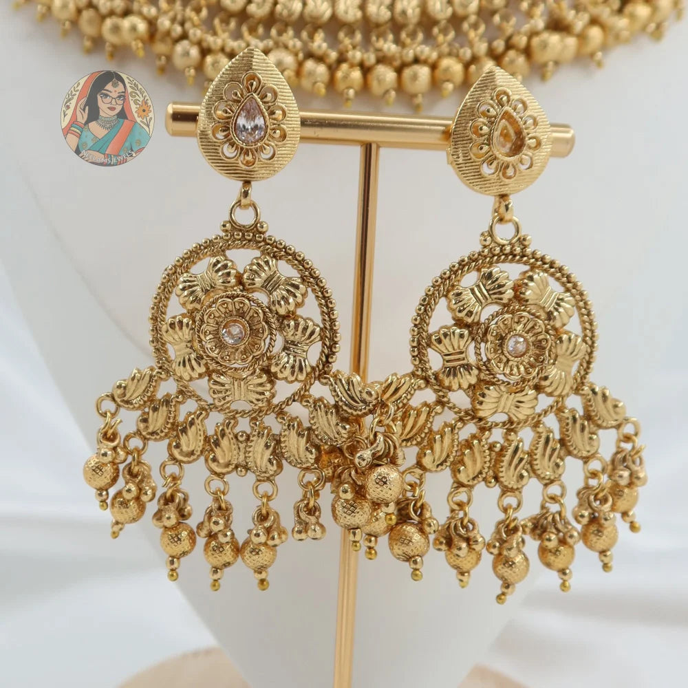 Harjot Gold Necklace Set