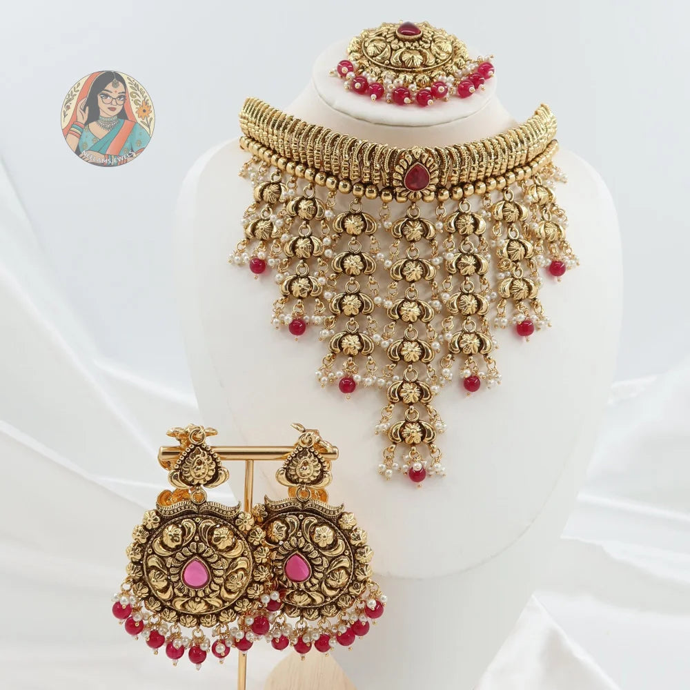 Harpreet Gold Waterfall Necklace Set