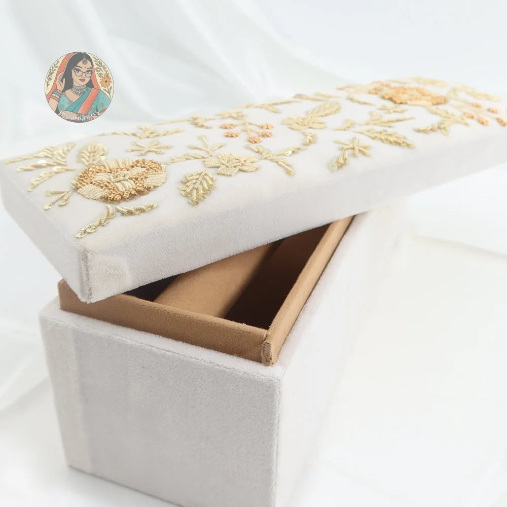 Heer Bangle Organizer - White