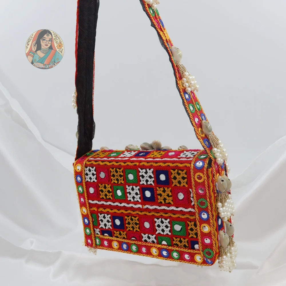 Hetvi Handbag
