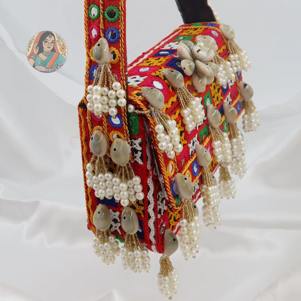 Hetvi Handbag