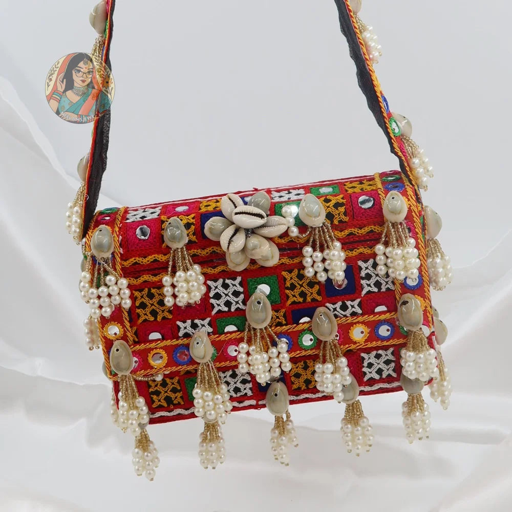 Hetvi Handbag