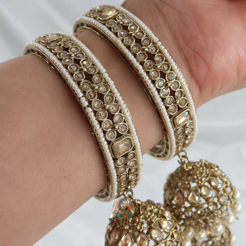 Jahnavi Jhumka Bangle