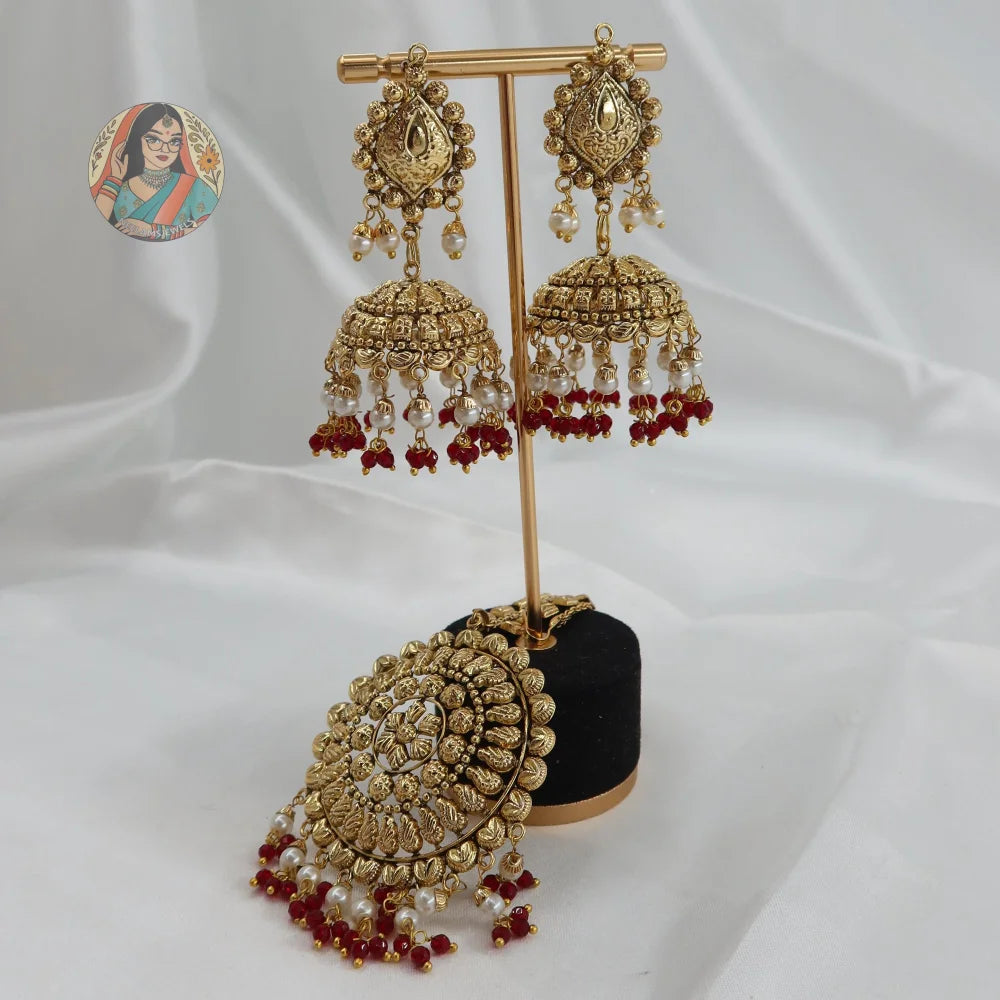 Jasleen Jhumka Tikka Set (Red)