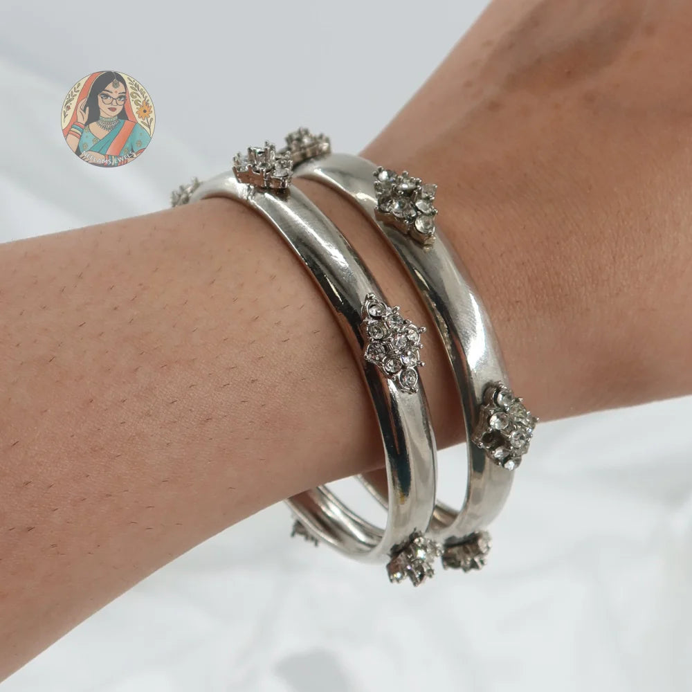 Jasmin Bangle Stack (Silver)