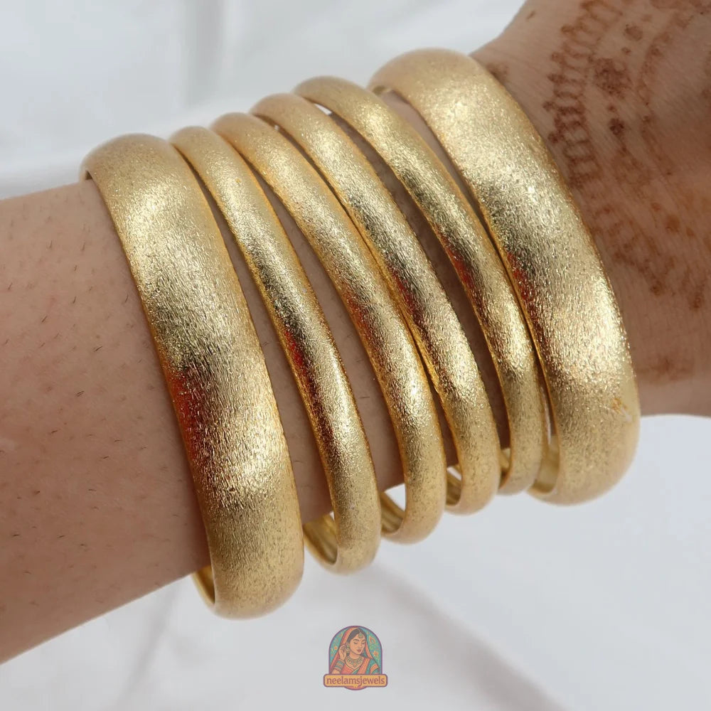 Jessica Matte Bangle Stack (Gold)