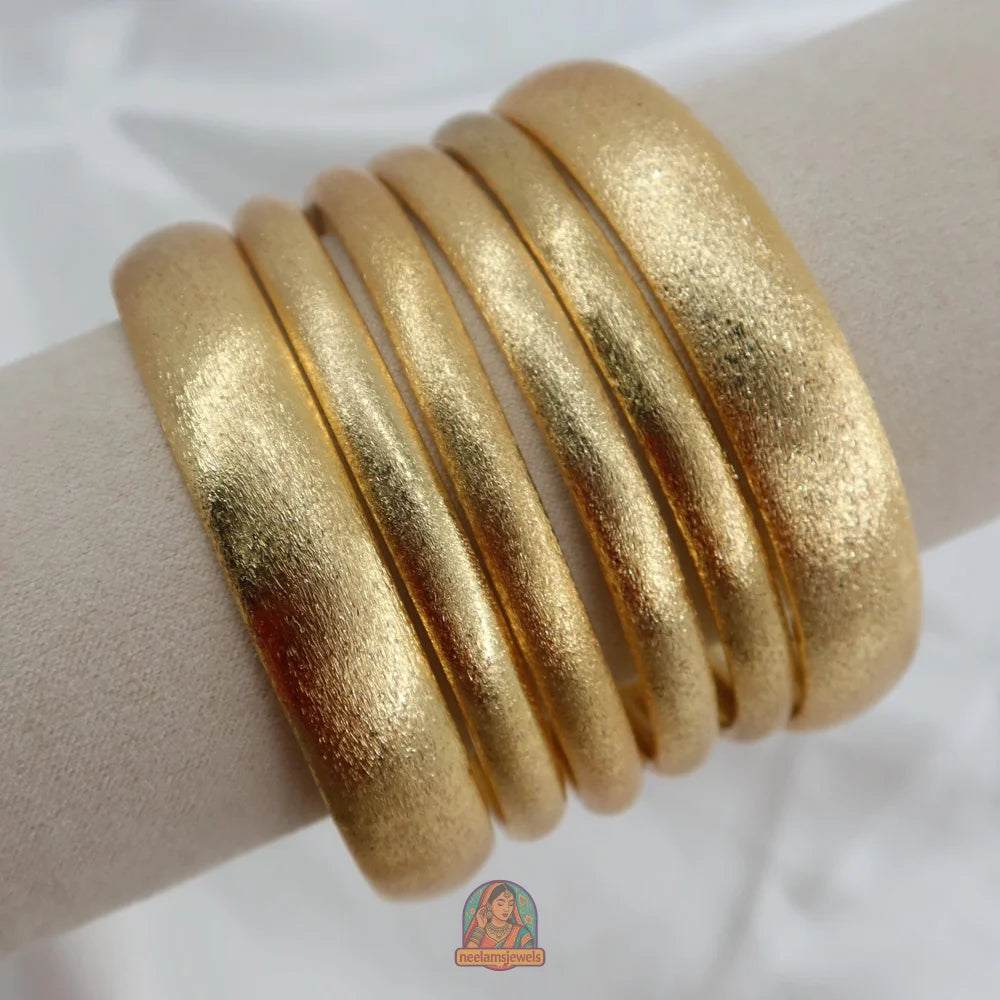 Jessica Matte Bangle Stack (Gold)