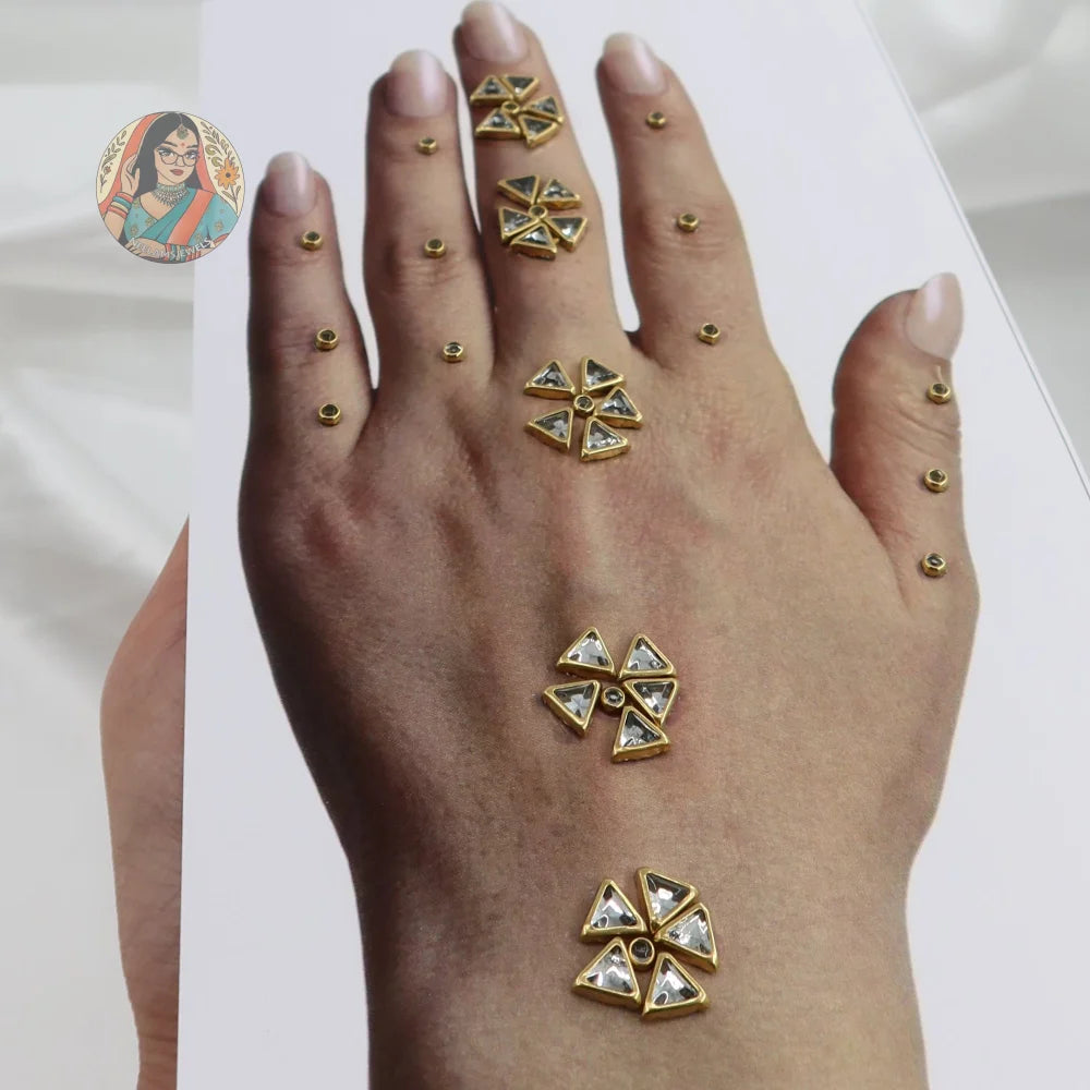 Kajal - Mehndi Stickers
