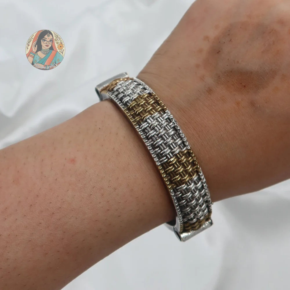 Kajal Oxidized Dual-Tone Bangle