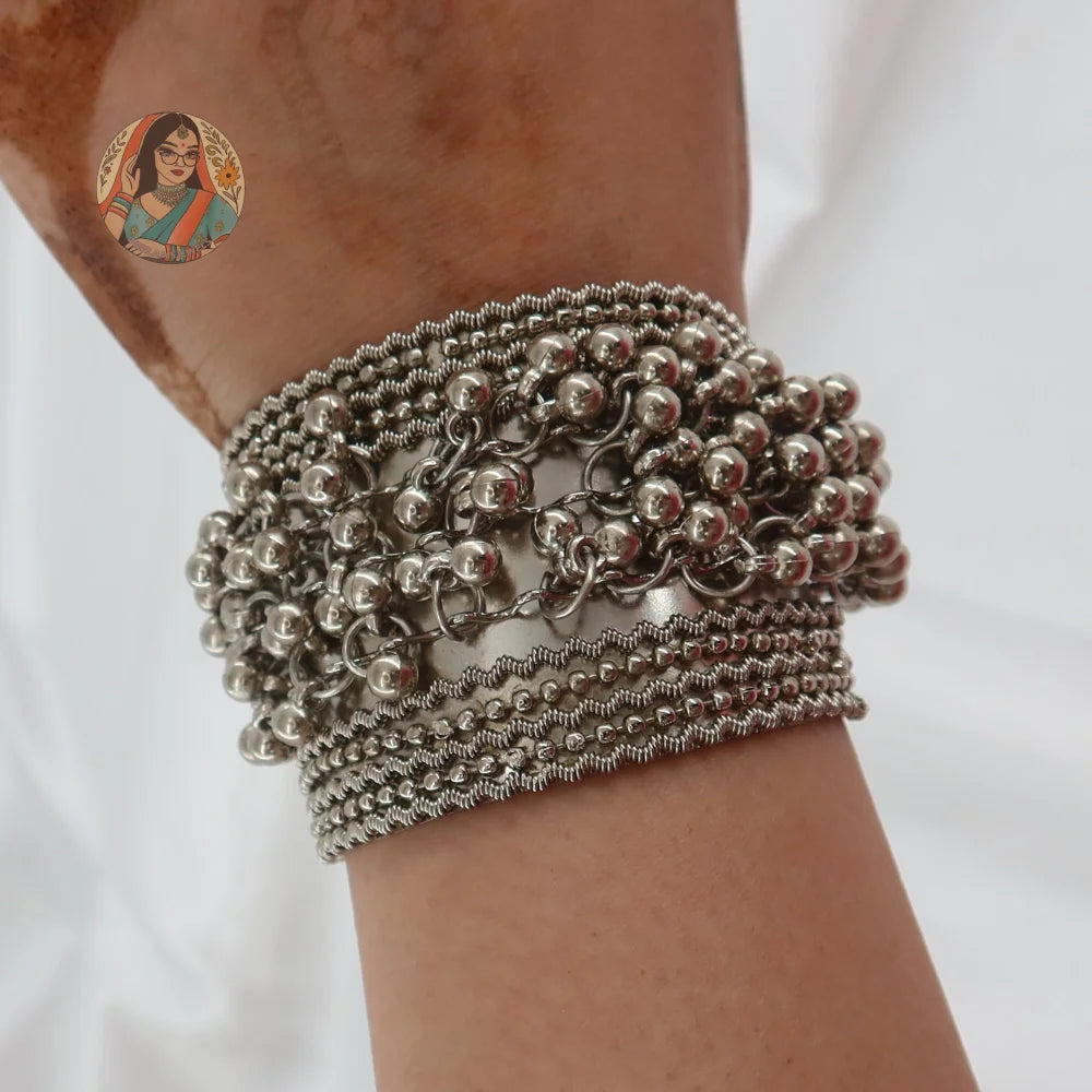 Laila Oxidized Bracelet/Cuff