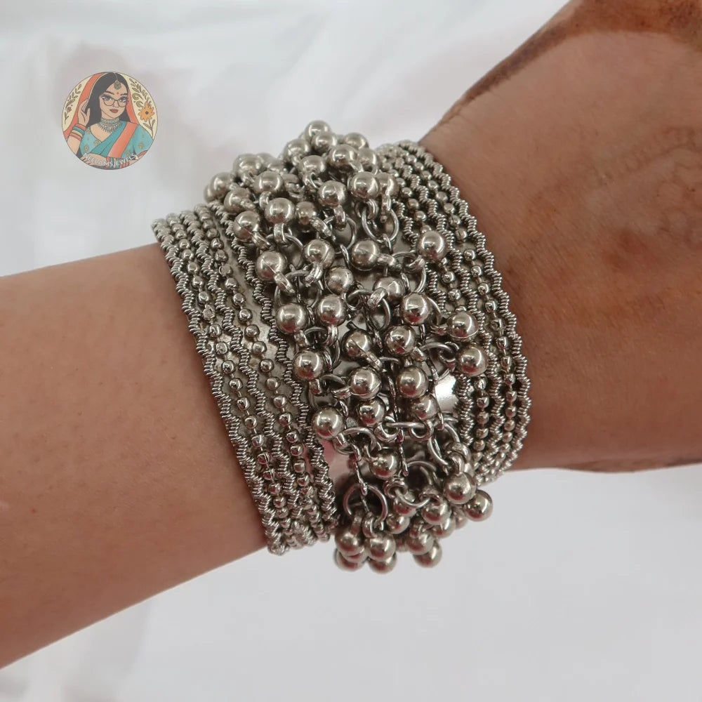 Laila Oxidized Bracelet/Cuff