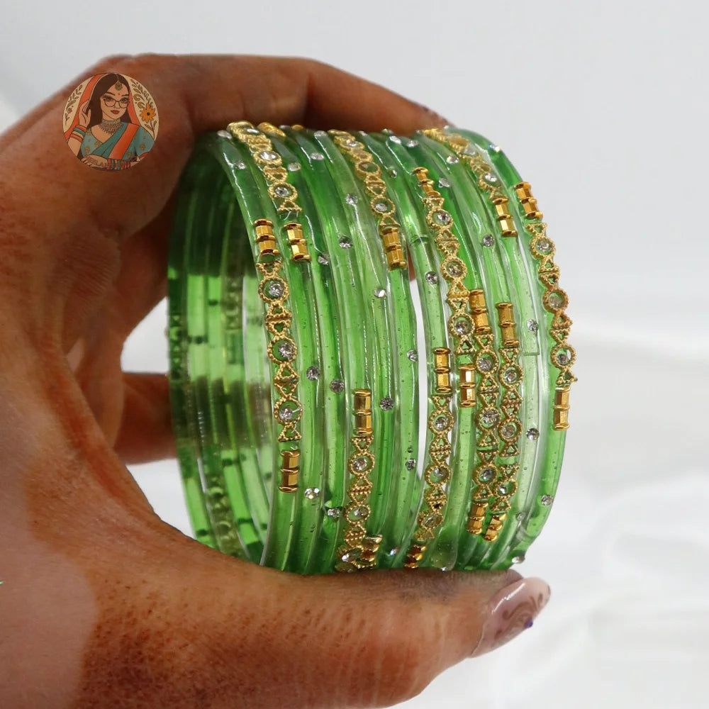 ’Leaf Green’ Mehwish Glass Bangle Set