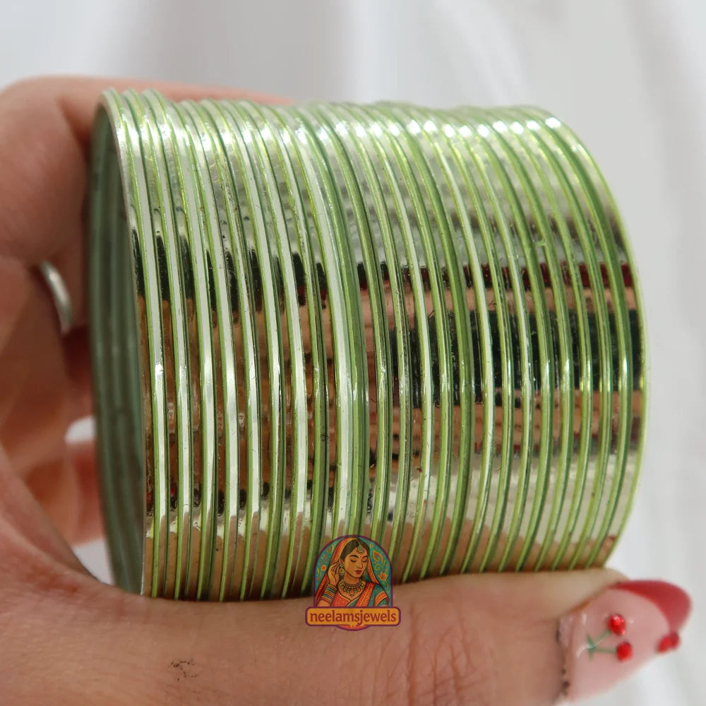 ’Light Green’ Metallic Bangle Set