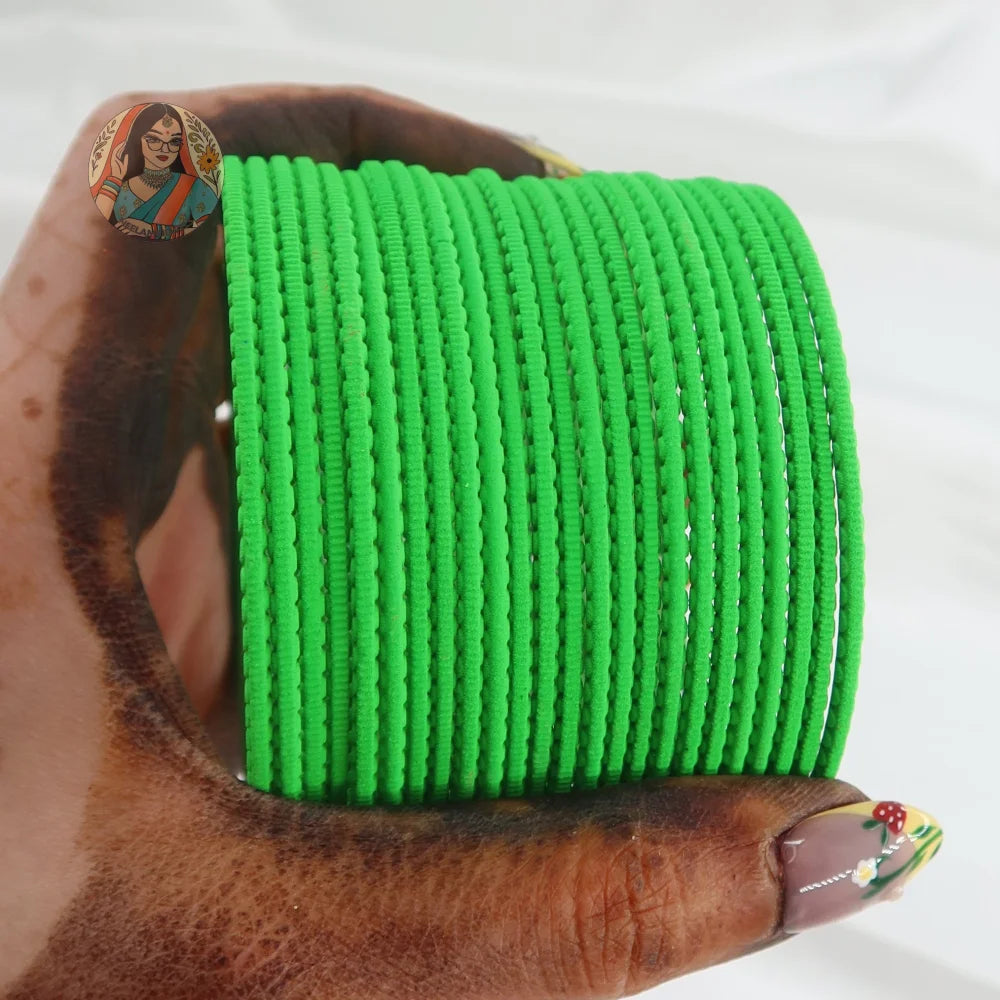 ’Lime Green’ Matte Textured Ridged Bangle Set