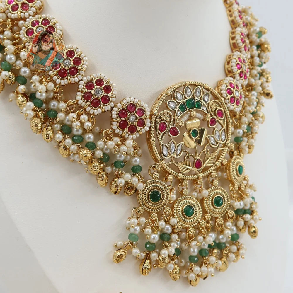 Maahie Necklace Set (Red/Green)