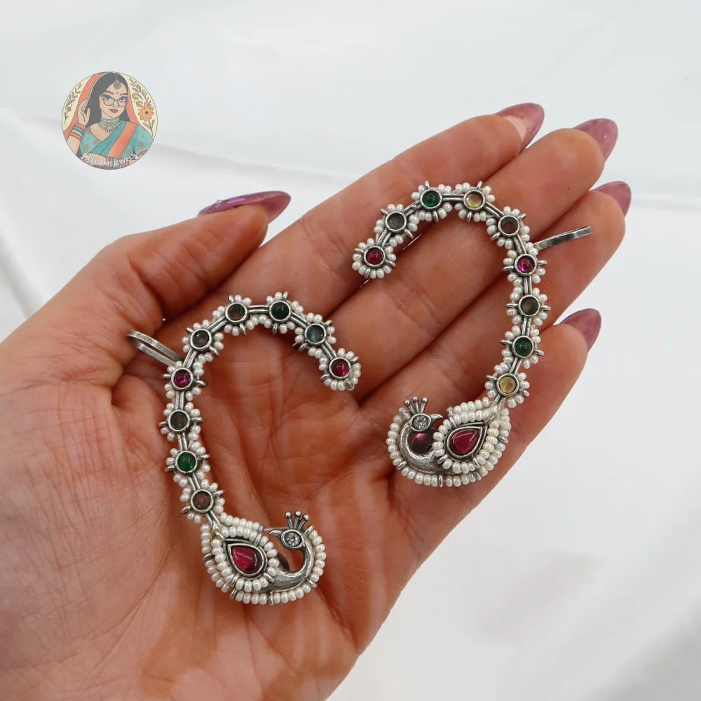 Madhu Kaanphool Earrings