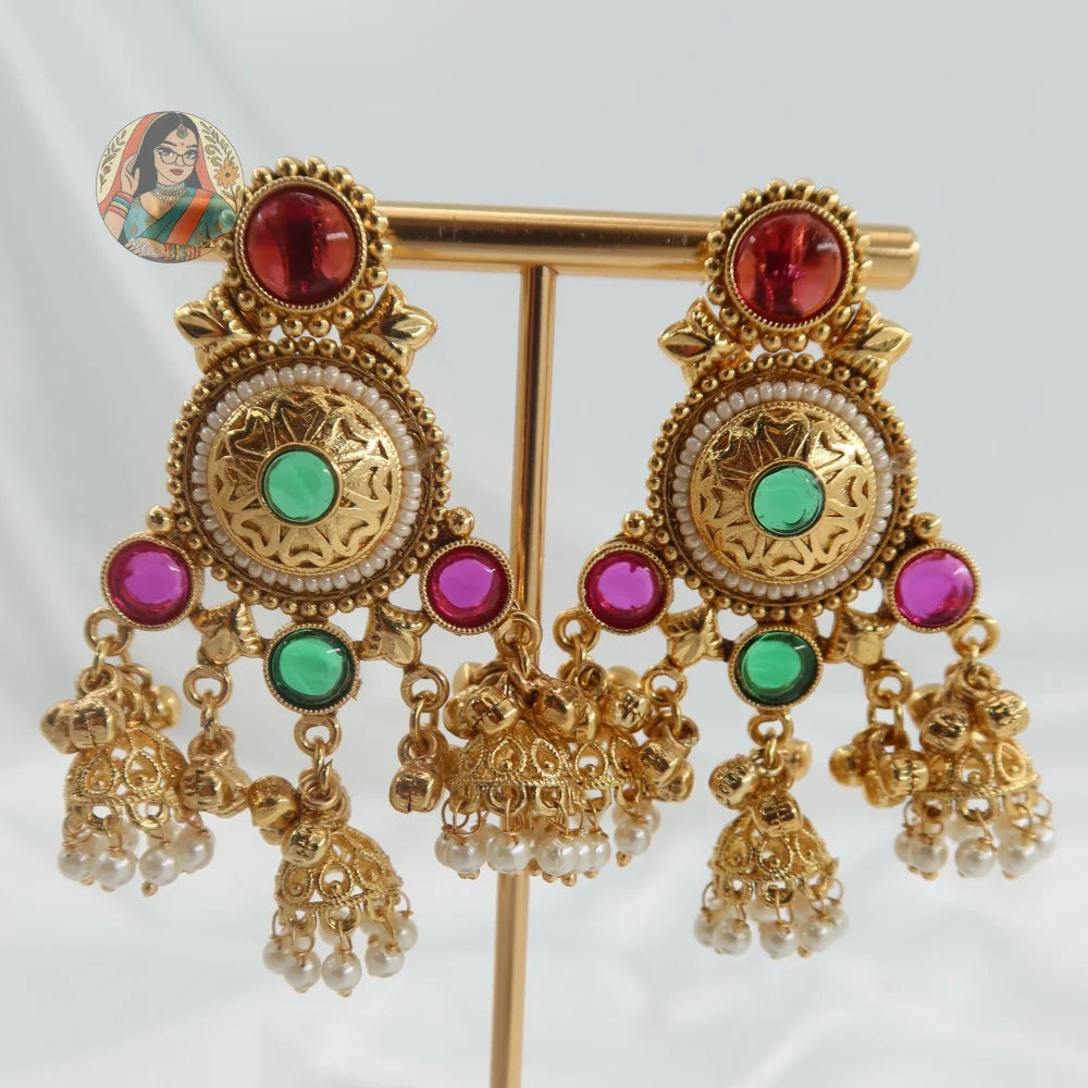Mannat Gold Earrings - H