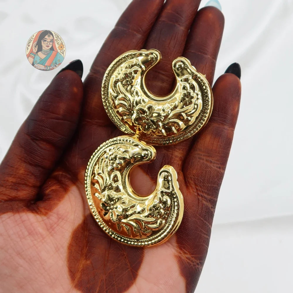 Mannat - Panjabi Gold Hair Pins