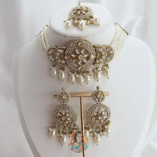 Manpreet Necklace Set (Champagne)