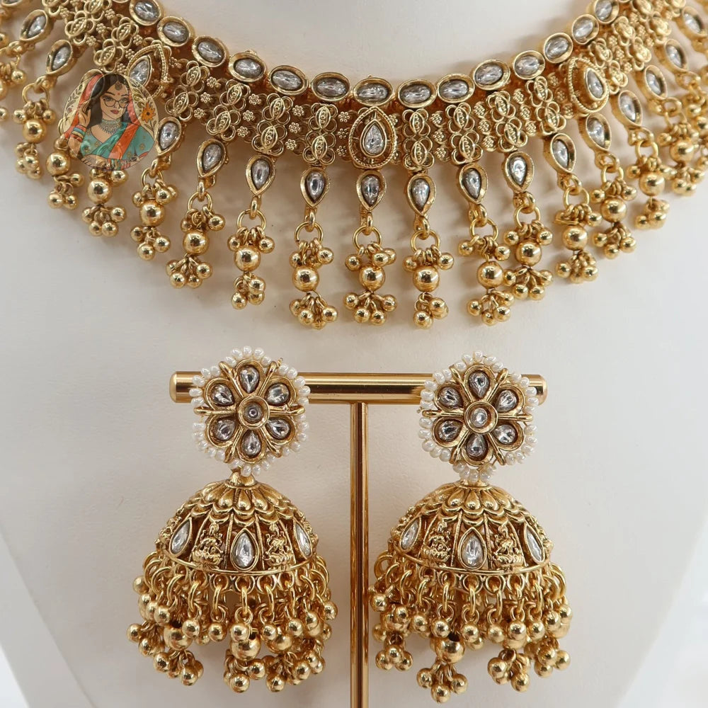 Manu Gold Necklace Set