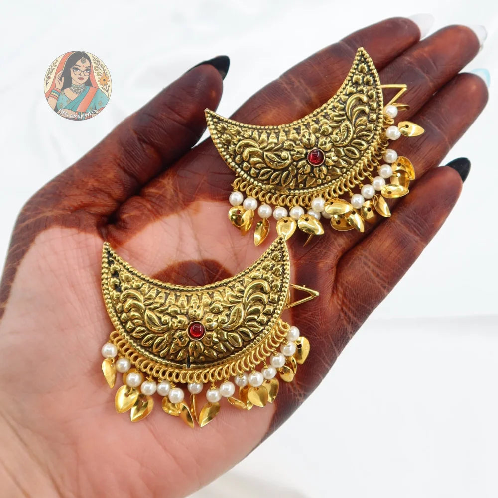 Manu - Panjabi Gold Hair Pins