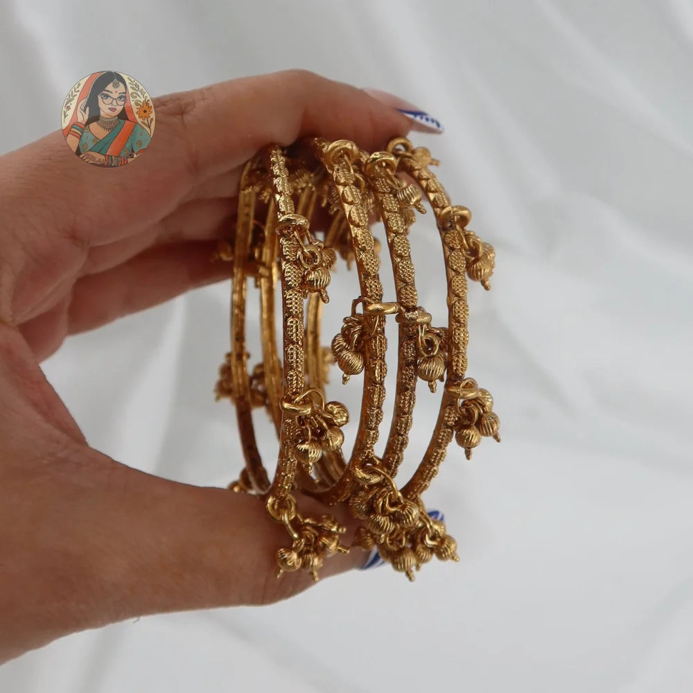 Maya Ghungroo Bangles (4)