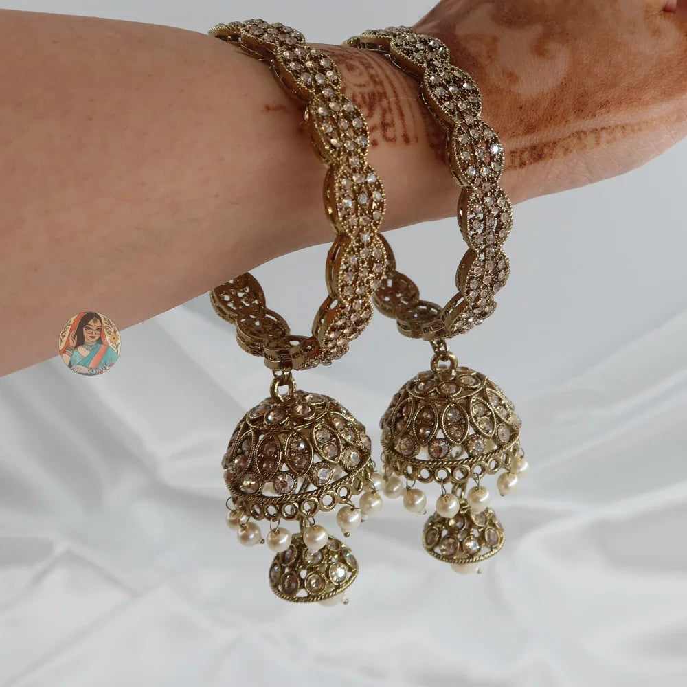Medha Jhumka Bangle
