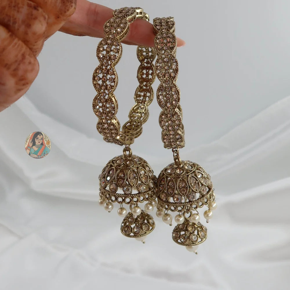 Medha Jhumka Bangle