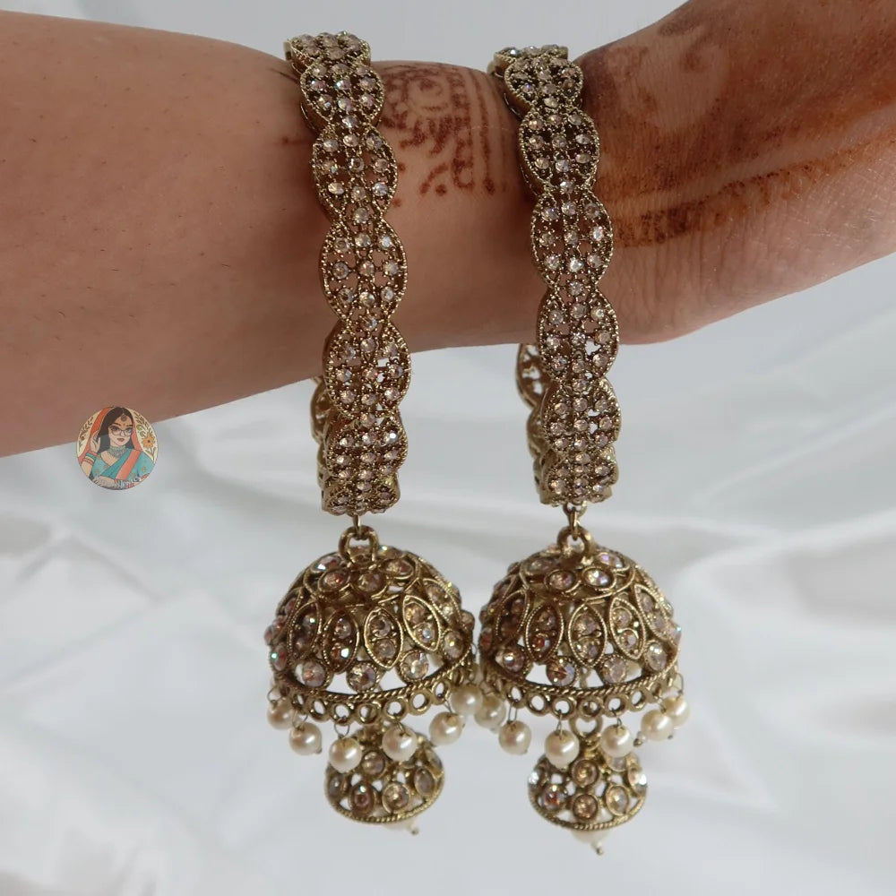 Medha Jhumka Bangle