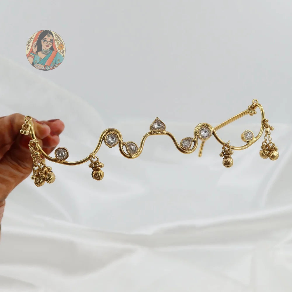 Megha Gold Facelet - White
