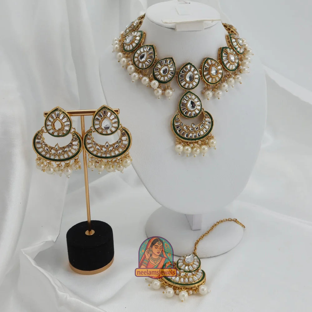 Mehreen Kundan Set