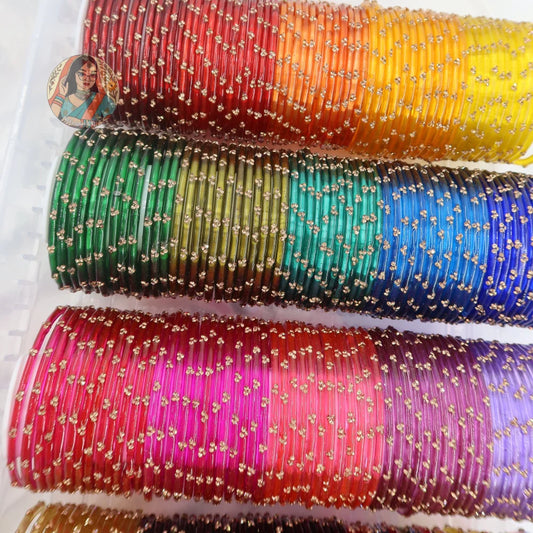 ’Mohabbat’ 3-Stone Bangle Box