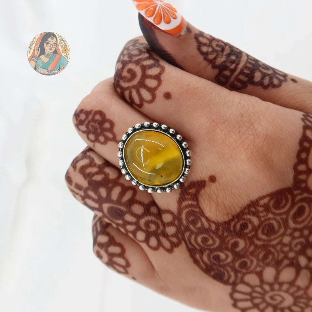 Natural Stone Circular Silver Ring (Yellow)