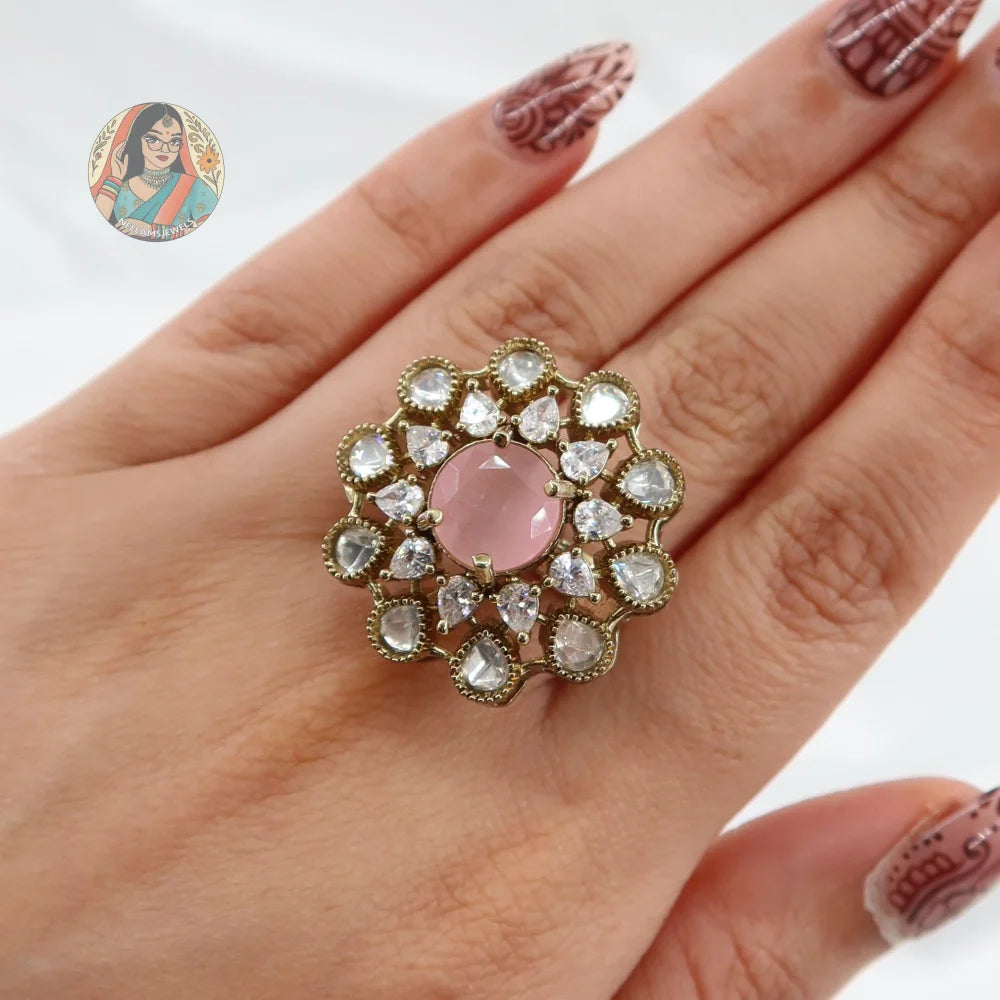 Nilofar Ring