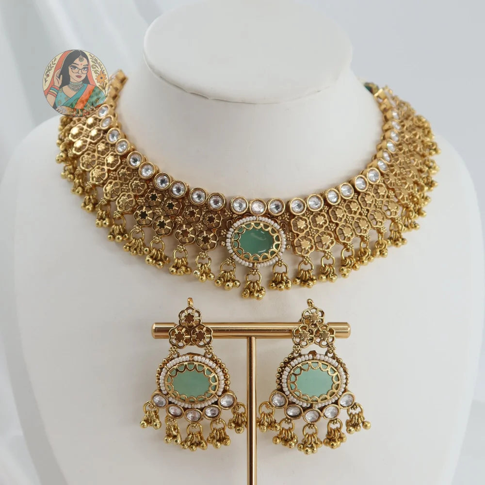 Nimrat Necklace Set