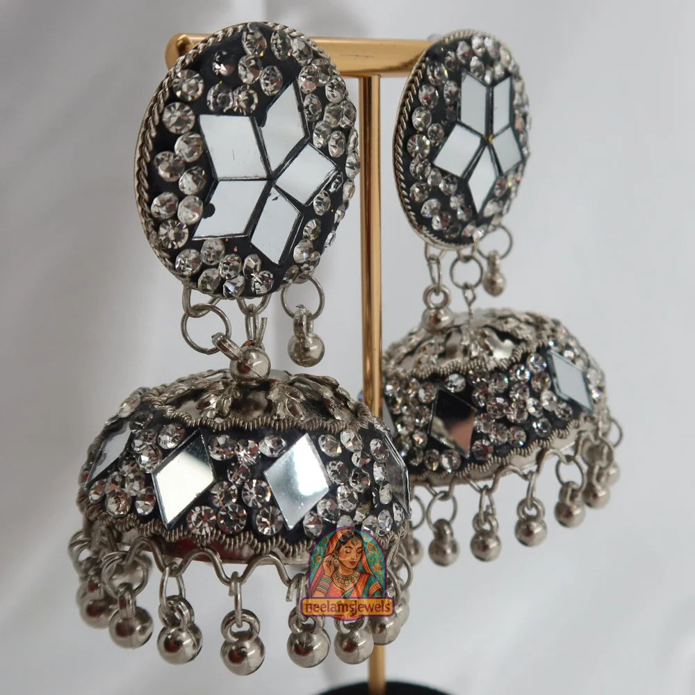 Noor-e-Dastaan Jhumkas