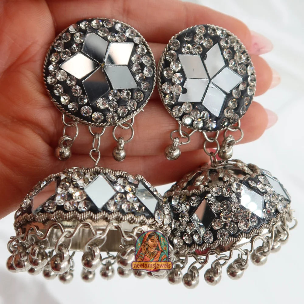 Noor-e-Dastaan Jhumkas