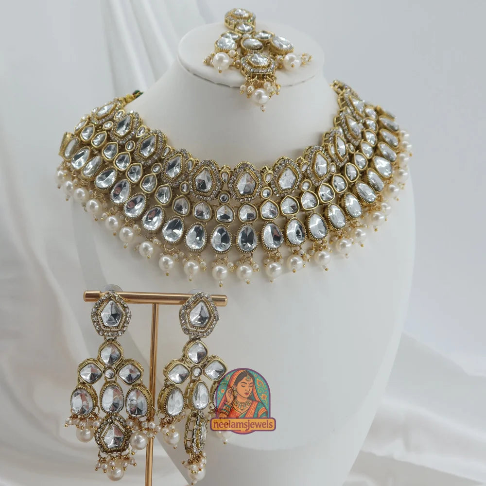Noor Necklace Set (White)
