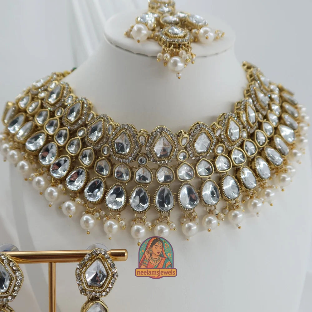 Noor Necklace Set (White)