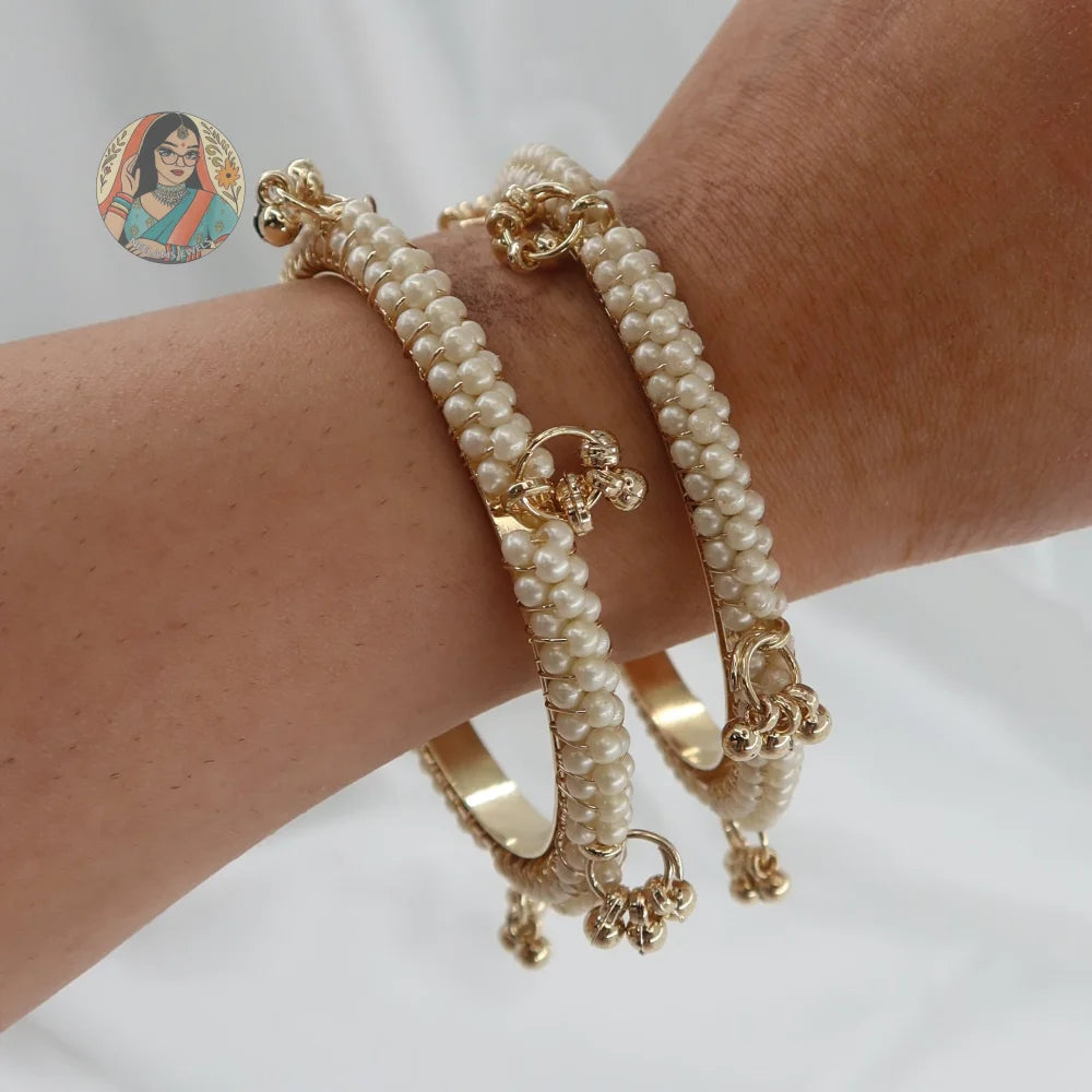 Pearl Ghungroo Bangles (2)