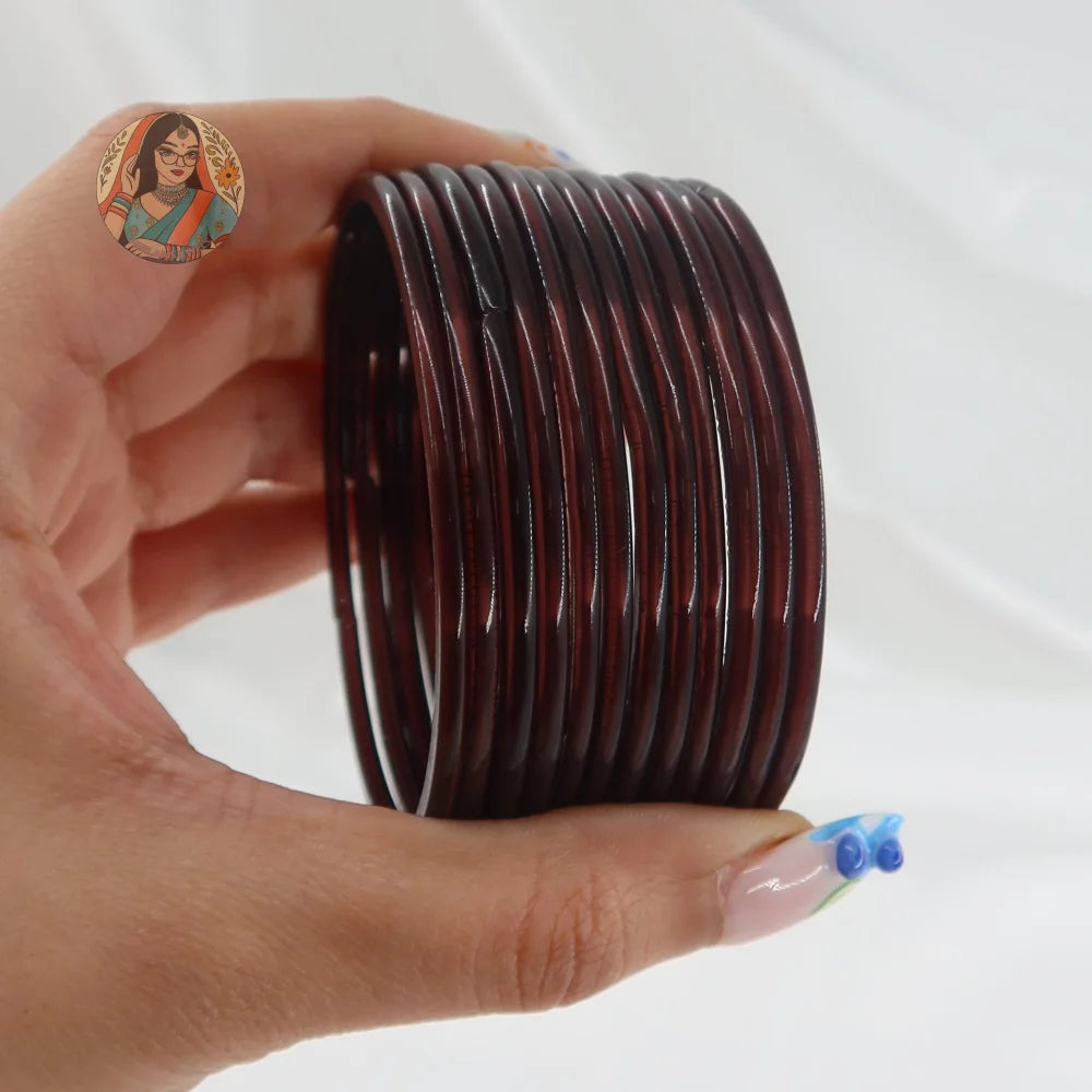 ’Plum’ Rang Pakka Glass Bangle Set