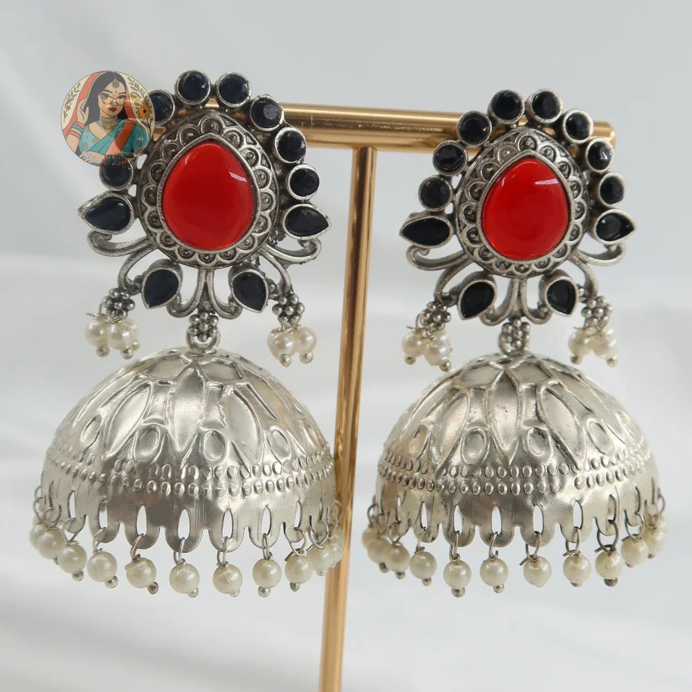 Pranavi Silver Jhumka