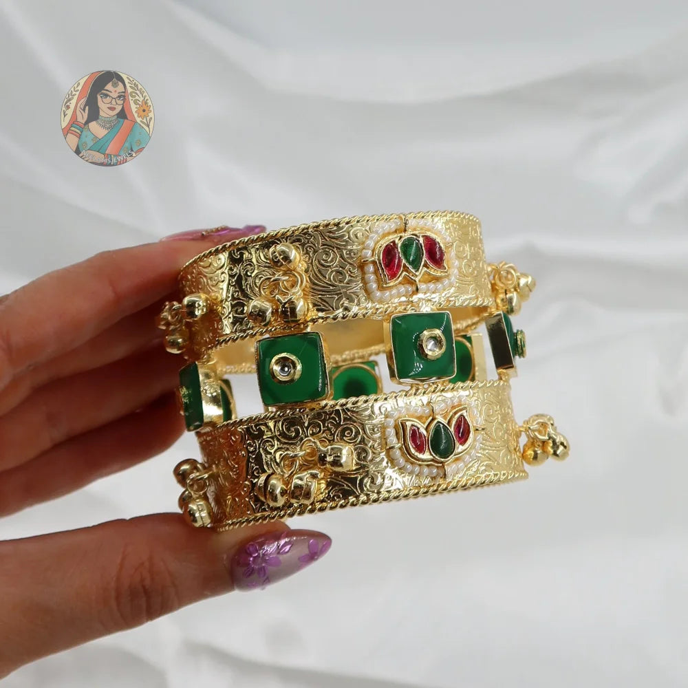 Pratima Gold Cuff/Bracelet - E