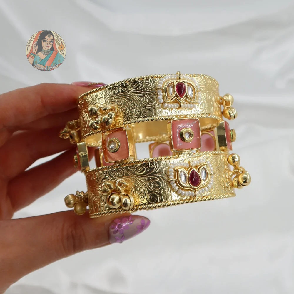 Pratima Gold Cuff/Bracelet - F