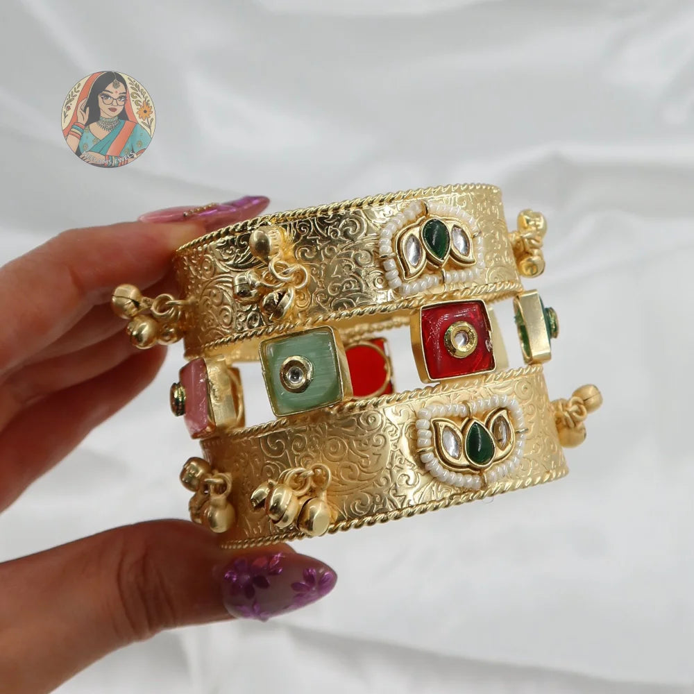 Pratima Gold Cuff/Bracelet - H