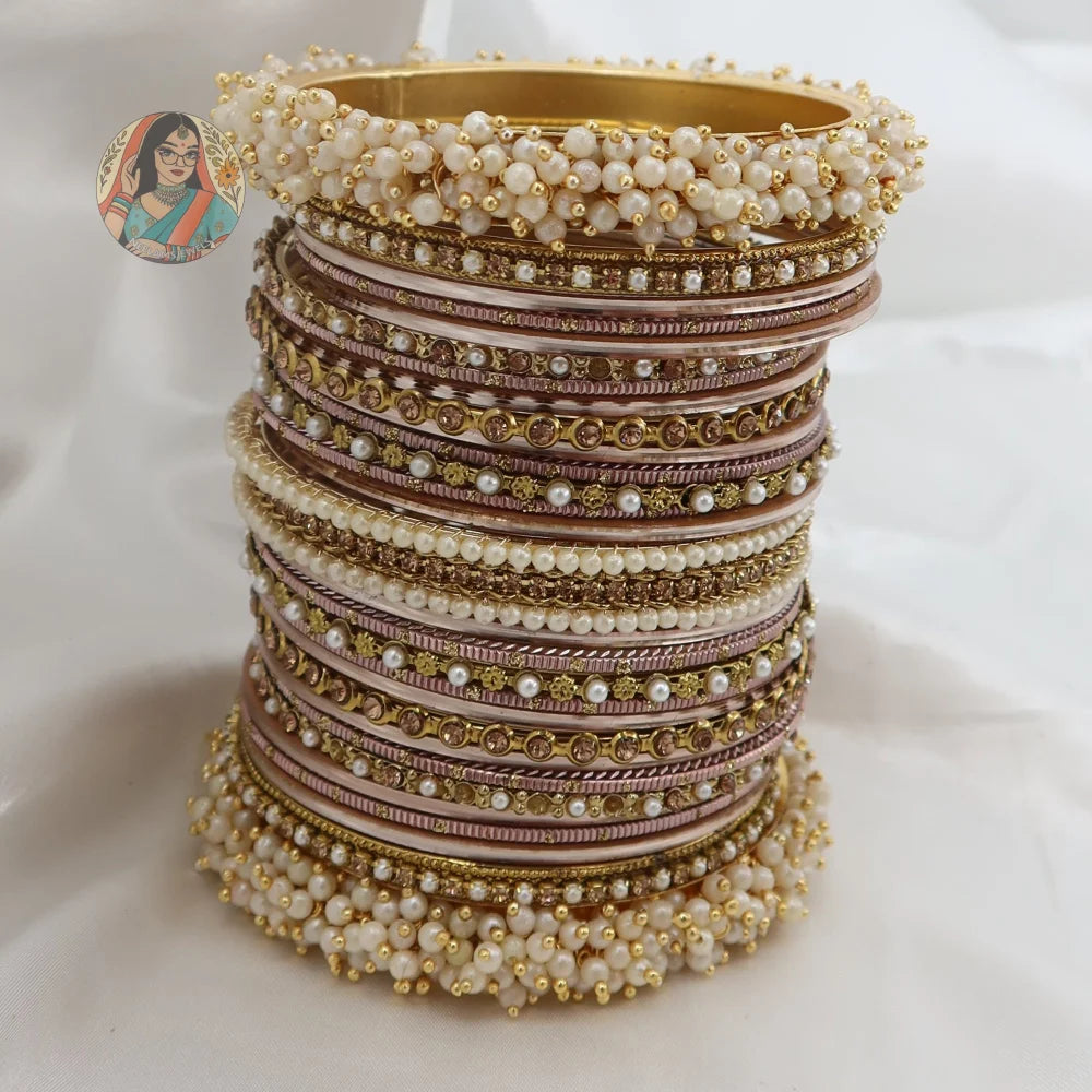 Preet Bangle Set: Baby Pink