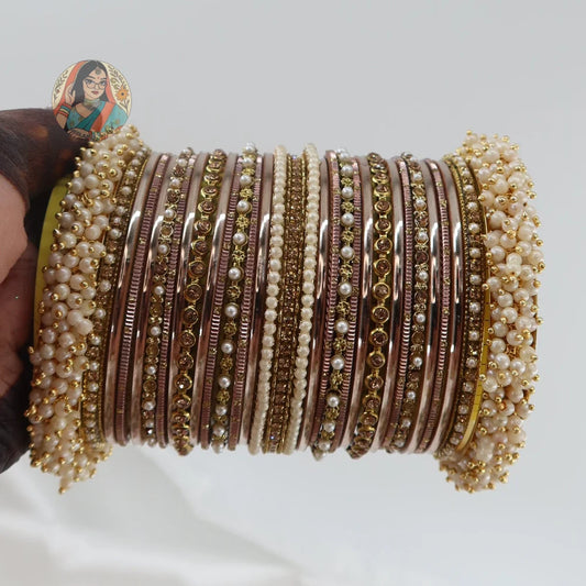 Preet Bangle Set: Baby Pink
