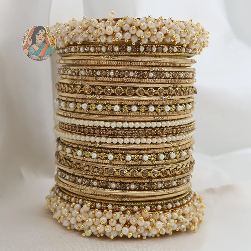 Preet Bangle Set: Gold